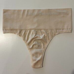 Yummie Women's Ultralight Seamless Shapewear Thong sz L/XL